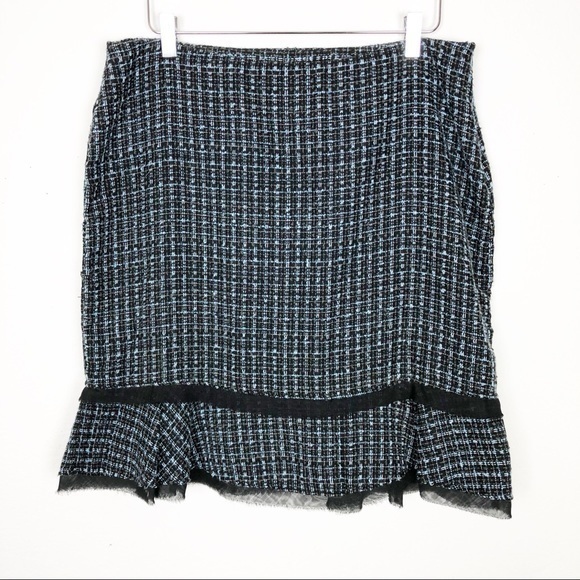 Skirt by Simply Irresistible - Picture 1 of 2